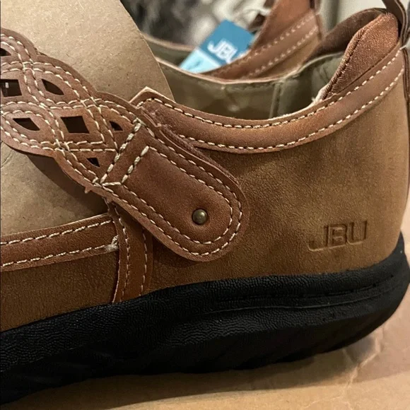 JBU Tan Women's Buttercup Flats/NIB/9.5M - Picture 10 of 14
